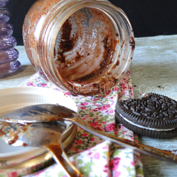 Le-fondant-au-chocolat-coeur-dOreos-5