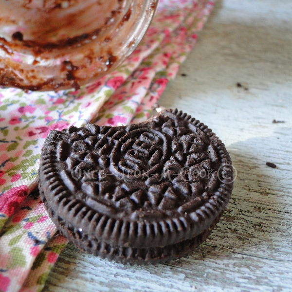 Le-fondant-au-chocolat-coeur-dOreos-6