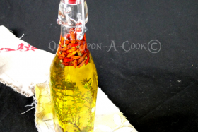 L’huile pili-pili…